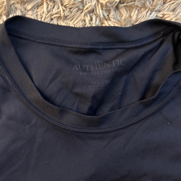 Tshirt Wildcats size 2xl two short sleeves two long sleeves - Picture 3 of 5